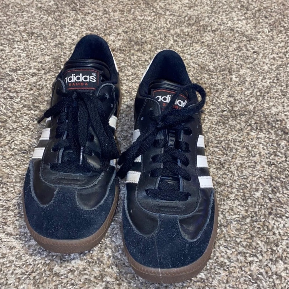 Adidas Samba Classic Indoor Soccer Shoe